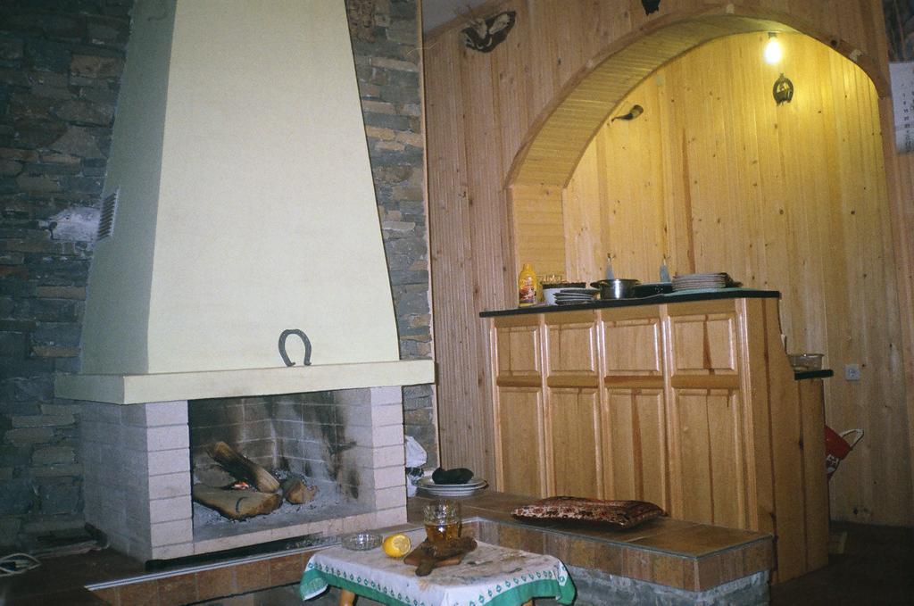 Villa Lilia Apriltsi  Bagian luar foto