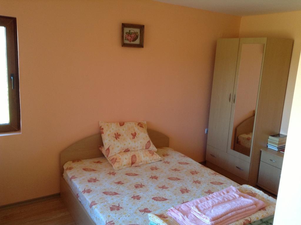 Villa Lilia Apriltsi  Ruang foto