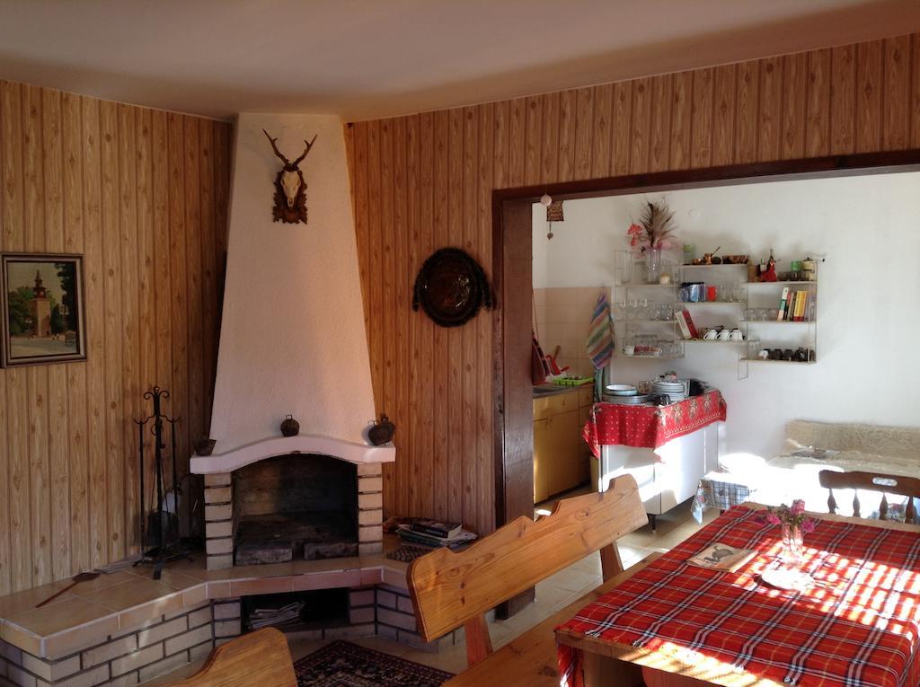 Villa Lilia Apriltsi  Bagian luar foto
